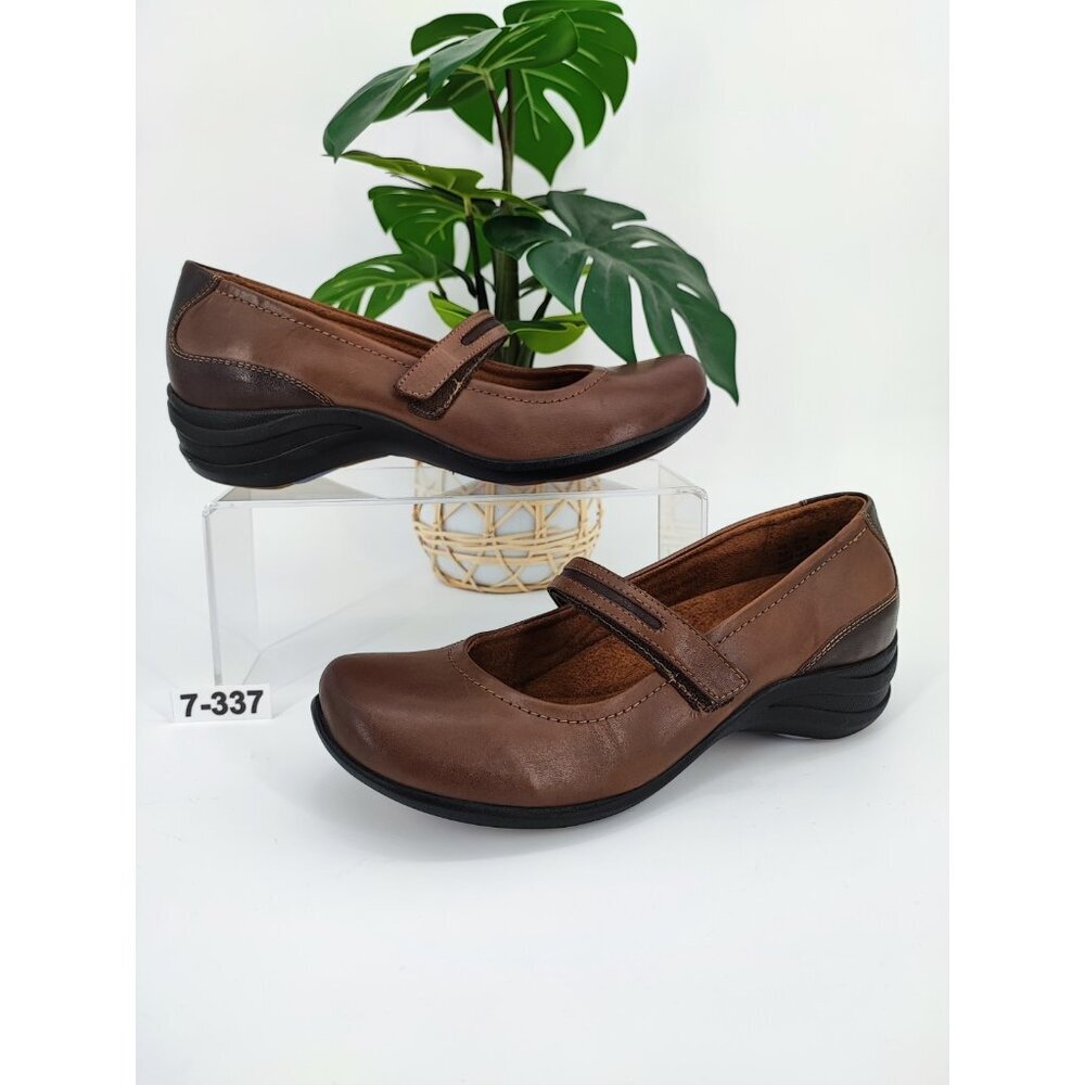 Hush Puppies Women Epic Brown Mary Jane Leather Loafer Shoes Size 7.5 Wide Large - Picture 1 of 8